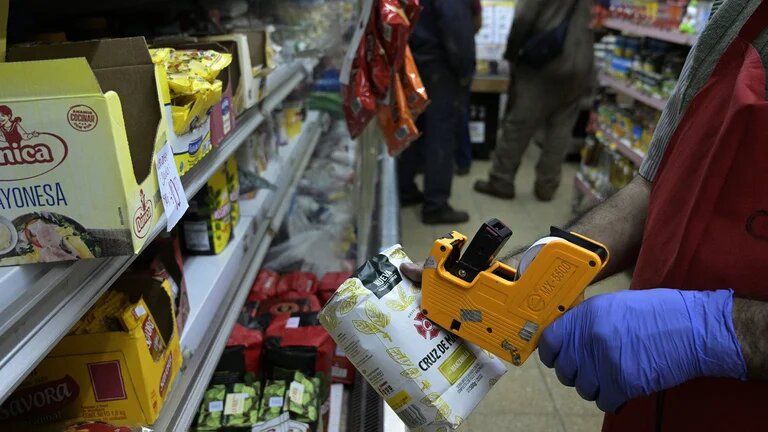 Massa lanza “Precios Justos”: los alimentos tendrán etiqueta, con precios que se mantendrán por 90 días
