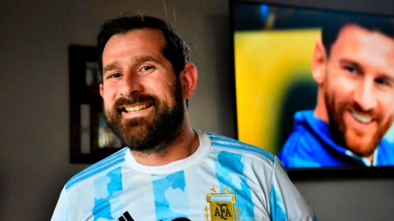 Leo, el doble de Messi que es camionero e influencer