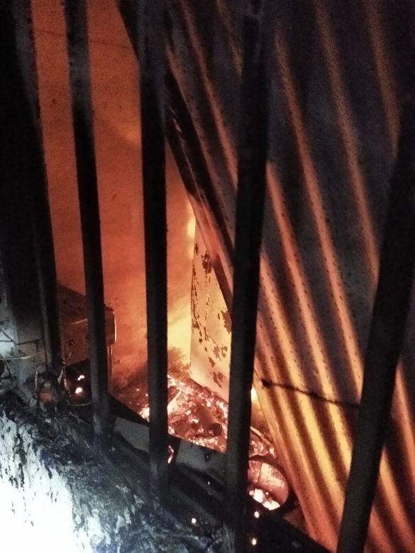 Un incendio destruyó una vivienda en Berrotarán