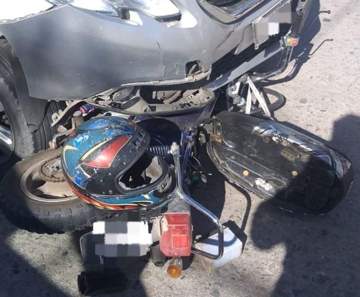 Una motociclista resultó herida en un siniestro vial 