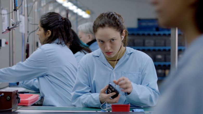 “La Chica Nueva”, una película sobre el trabajo de ensamble tecnológico en Tierra del Fuego
