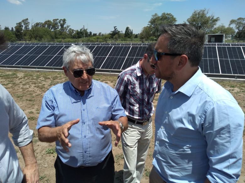 Se inauguró un Parque Solar en Las Higueras