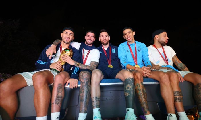 Los campeones del mundo llegaron a suelo argentino