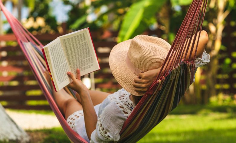 Un concurso literario de novelas para las vacaciones: podrán participar autores de todo el país
