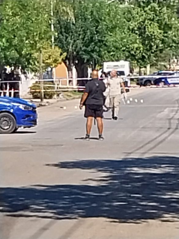 A escopetazos mataron a un hombre en plena calle en el Alberdi 