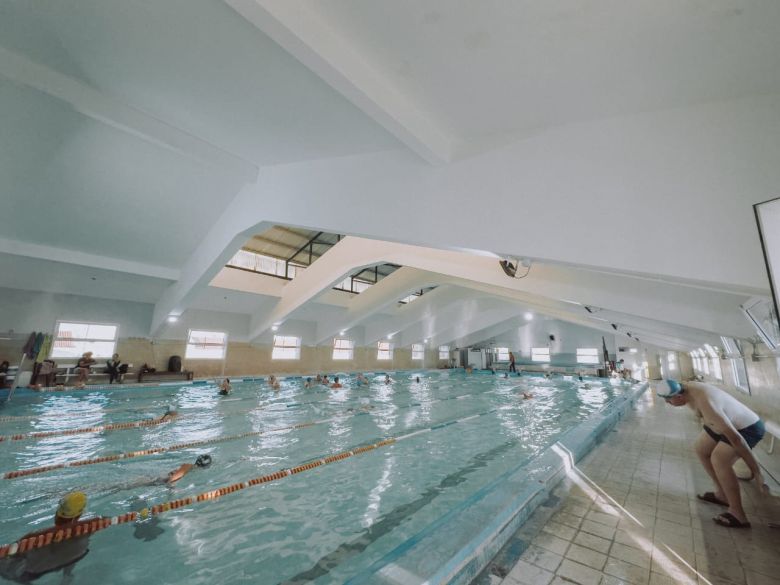 El natatorio del Centro 11 reinicia sus actividades