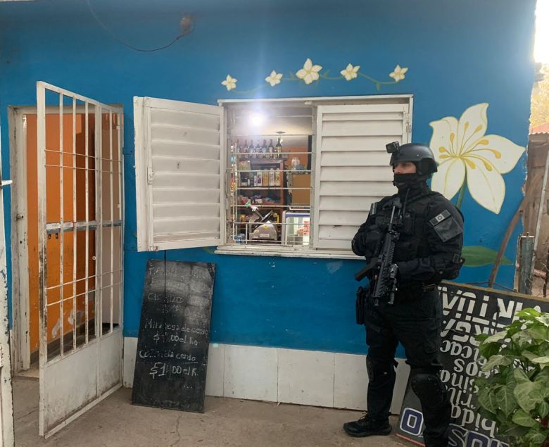 Utilizaba un kiosco como pantalla para la venta de cocaína y marihuana en Río Cuarto