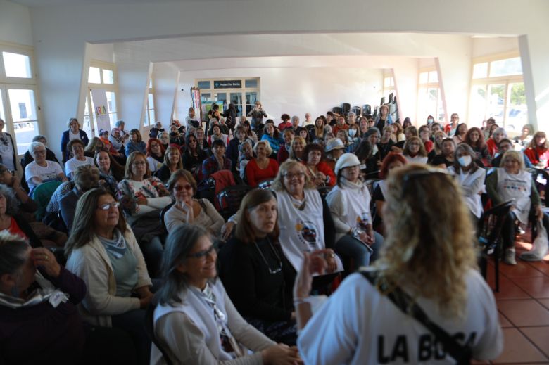“La revolución de las viejas”, un encuentro en Embalse que reivindica la autonomía de elegir 