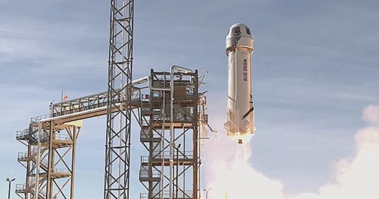 La NASA elige una nave de Jeff Bezos para llevar a sus astronautas a la Luna