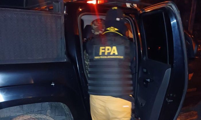 Villa María: FPA detuvo a dos personas y secuestró cocaína, marihuana y dinero