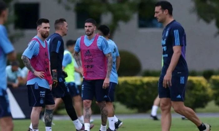 Con Messi en duda, Scaloni define el equipo en La Paz