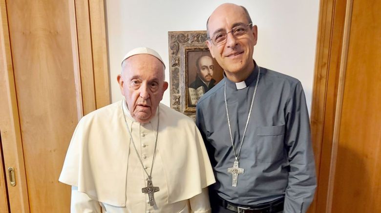 Víctor Fernández inició su nueva función en el Vaticano