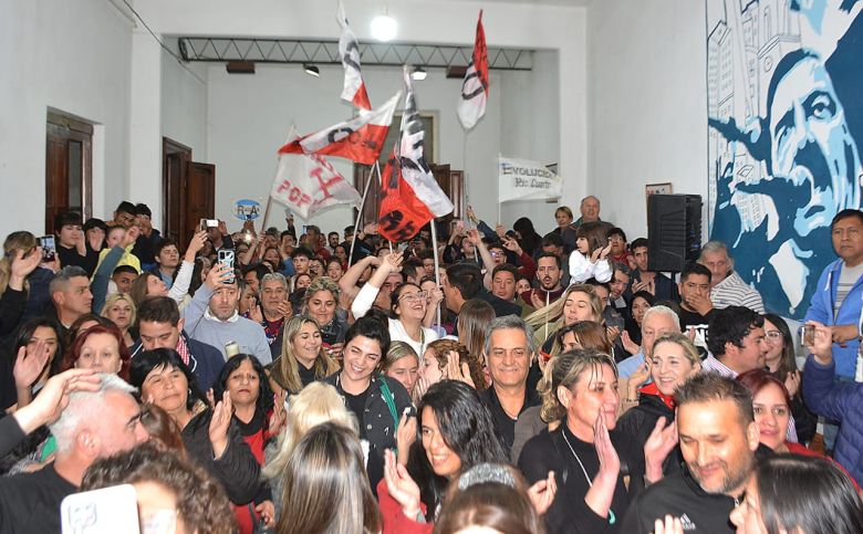 Destacan la participación popular en las elecciones internas de la UCR de Río Cuarto