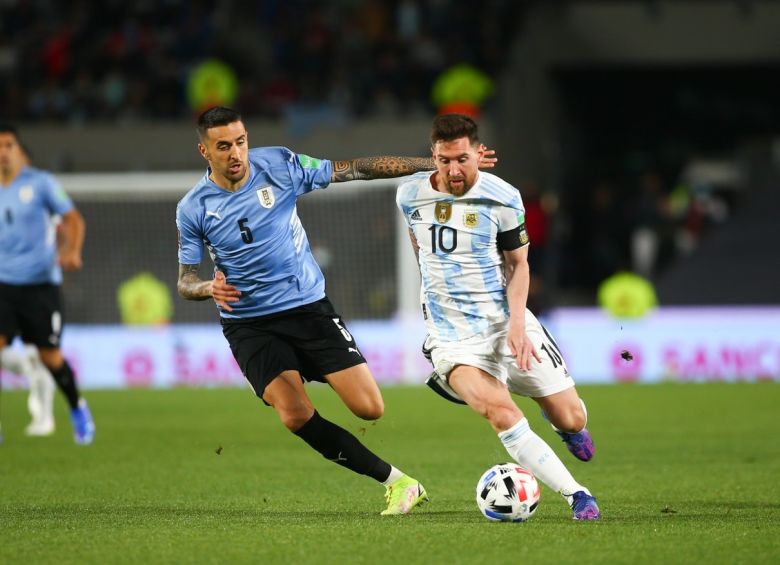 Argentina recibe a Uruguay con el objetivo de mantener el invicto