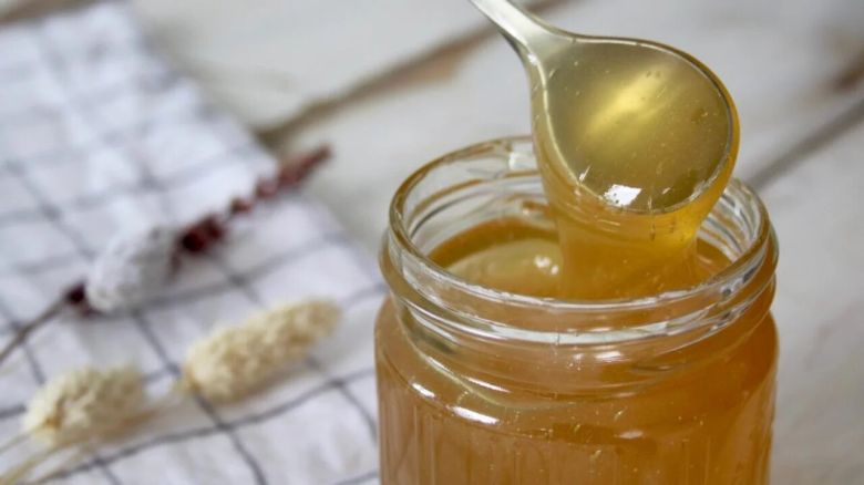 La Anmat prohibió la comercialización de una miel cordobesa por falta de habilitaciones