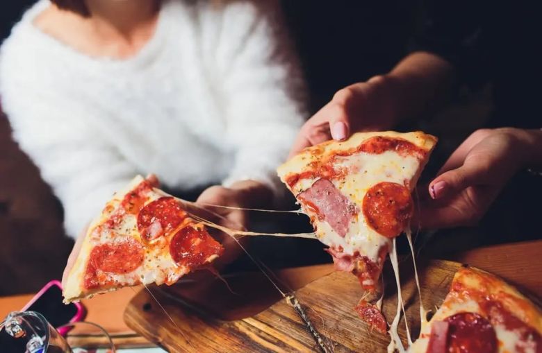 Día mundial de la pizza: su origen y algunas curiosidades de esta comida tan popular