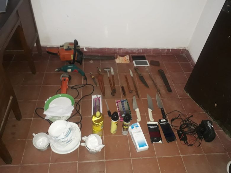 La Policía secuestró elementos en un operativo en Las Higueras y Las Albahacas 