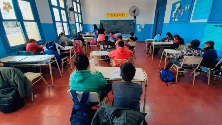 CGT: "Sin paritaria nacional no comenzarán las clases" plantearon los gremios docentes