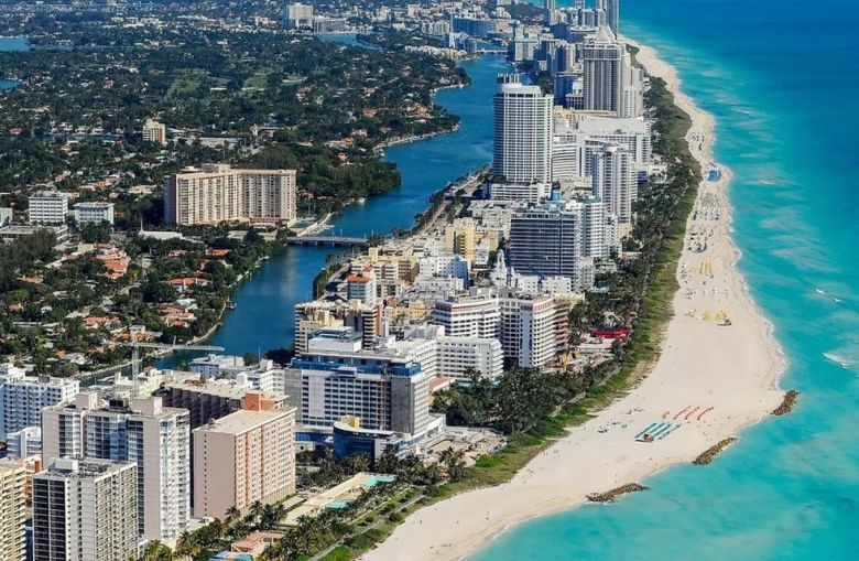 Echados por Milei: Los delegados de Turismo de Miami y París que ganaban u$s 13.000 y u$s 11.000 por mes