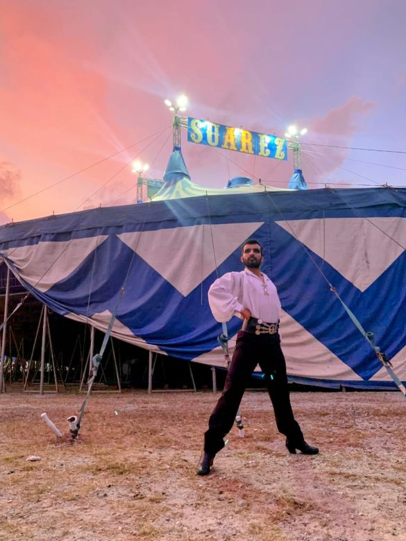 Un riocuartense fue elegido por un circo mexicano para bailar malambo