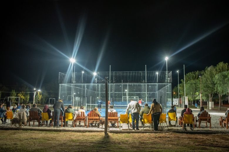 Inauguraron un polideportivo municipal en Bengolea 