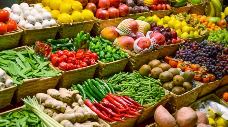 Los introductores de frutas y verduras del Mercado de Abasto señalaron que las ventas cayeron un 40 por ciento