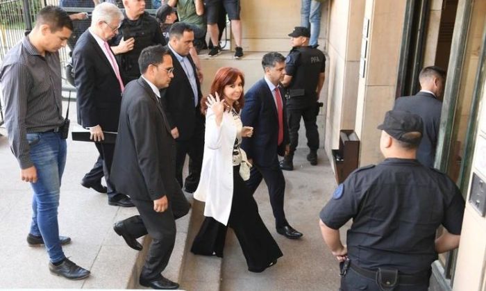 La declaración de Cristina Kirchner: involucró a Alberto Fernández y dijo que la historia la absolverá