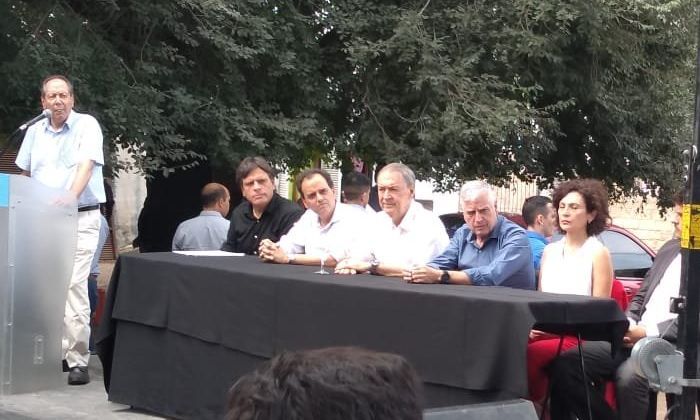Schiaretti en Río Cuarto: firmó un convenio por cloacas para barrio Alberdi