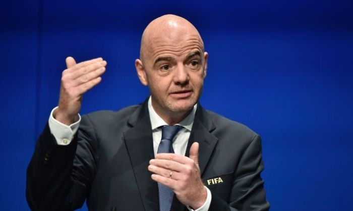 La medida que piensa la FIFA para los contratos que vencen en junio