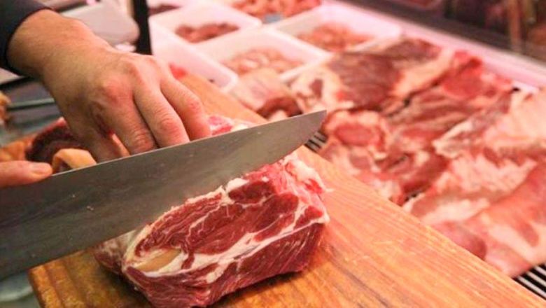 La carne mantiene su precio pero el consumo cayó