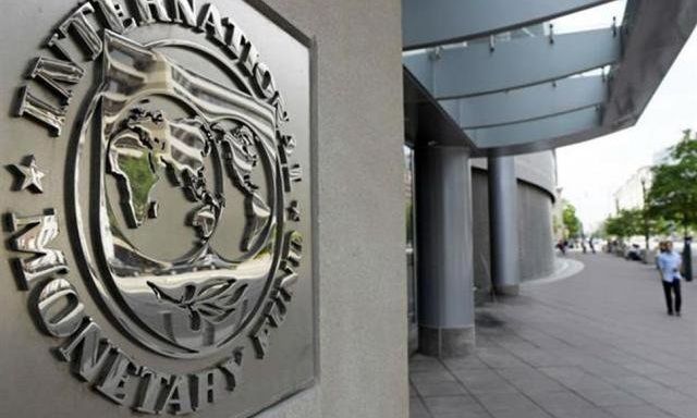 Una misión del FMI llegará el martes a la Argentina para negociar un acuerdo
