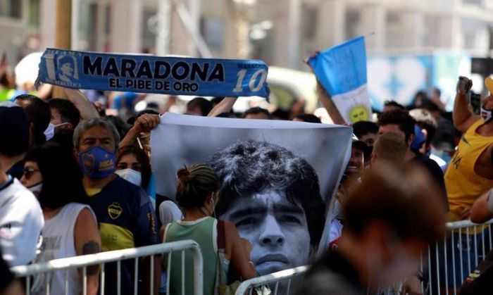 Antes de morir, Diego Maradona pidió ante un escribano público ser embalsamado y exhibido