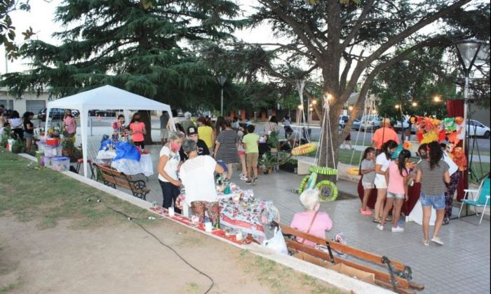 Este sábado se realizará la Feria Navideña Presencial en Las Higueras