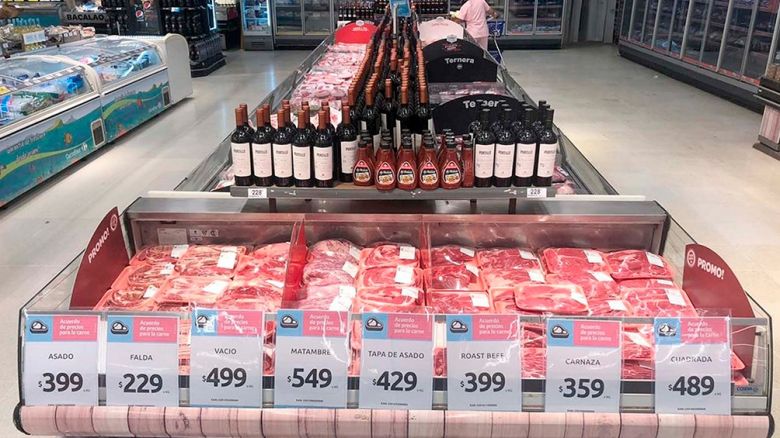Comienza la venta de cortes de carne con rebajas de hasta un 30% en el Mercado Central de Buenos Aires