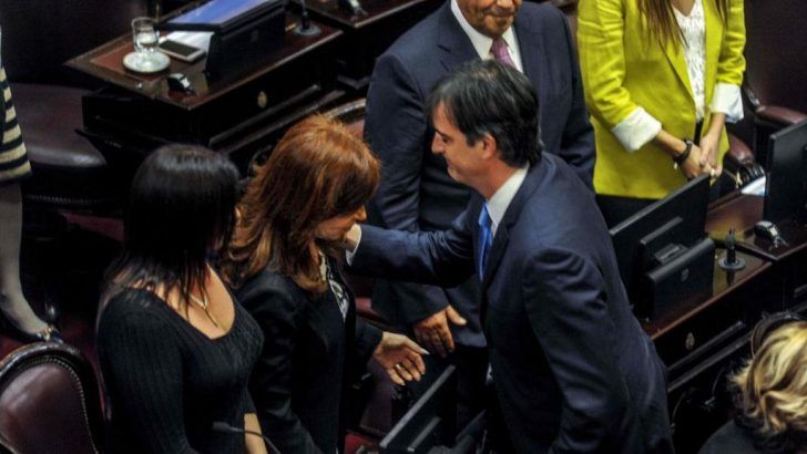 Cristina Kirchner a Esteban Bullrich: "Su fe en Dios le dará la fortaleza necesaria"