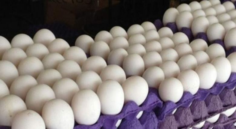 Proliferan los puestos de ventas de huevos, panes y hasta verdulerías improvisadas