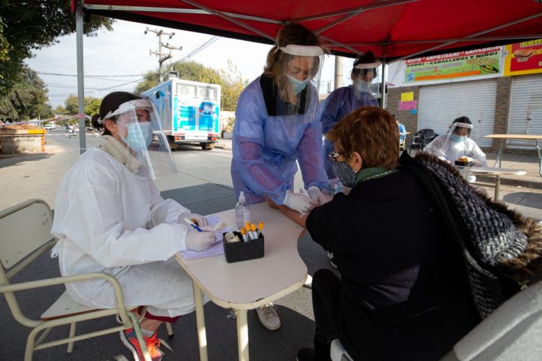 Sábado, se confirmaron 134 nuevos casos de coronavirus y 5 fallecimientos en la ciudad 