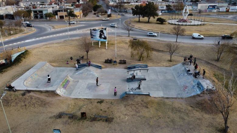 Grave denuncia: aseguran que un hombre intentó abusar de un menor en el skatepark