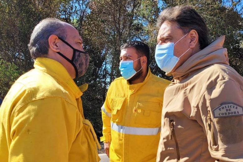 Continúan las tareas de Bomberos Voluntarios en los incendios del norte provincial