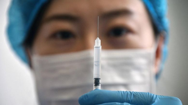 China pide a sus ciudadanos que almacenen comida ante brotes de coronavirus