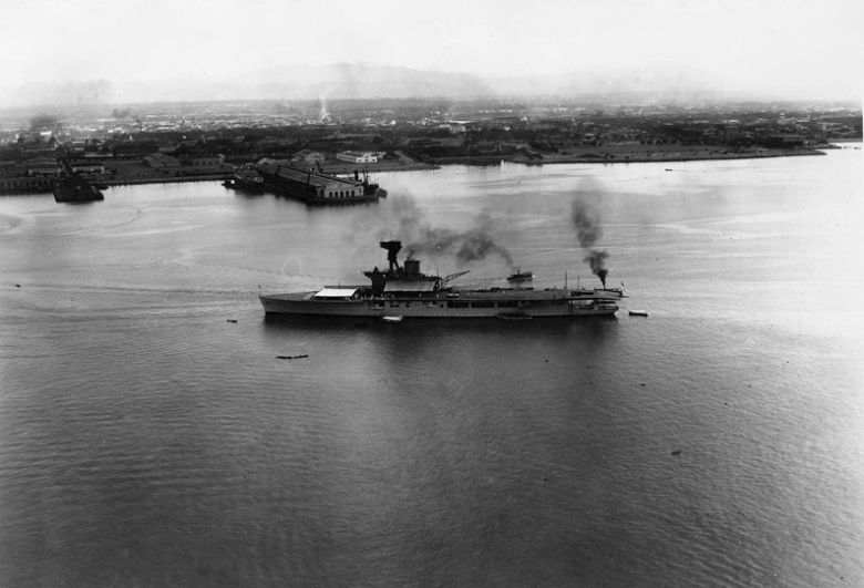 HMS Hermes, el portaaviones insignia de los británicos que fue elegido para llevar armas nucleares durante la Guerra de Malvinas
