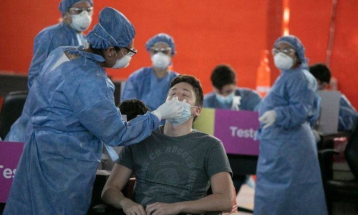 Argentina volvió a superar su récord de contagios con 134.439 casos en un día
