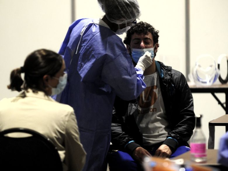 Se registraron 182 muertos y 129.709 nuevos contagios en las últimas 24 horas