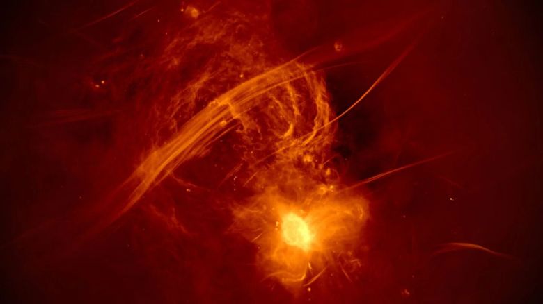 Astrónomos lograron imágenes con detalles y claridad sin precedentes del corazón de nuestra galaxia