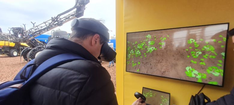 La empresa New Holland capacita a sus mecánicos con realidad virtual 