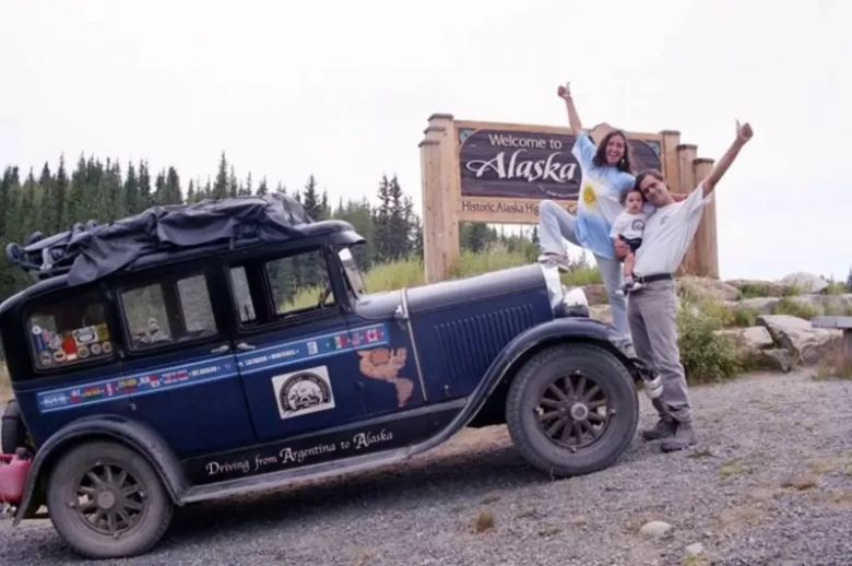 La familia argentina que recorrió el mundo durante 22 años en un auto de 1928