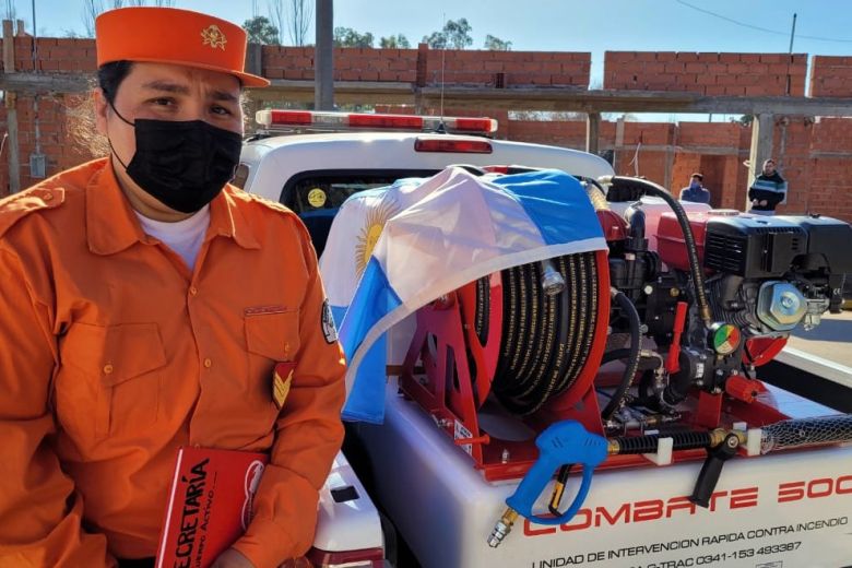 Villa del Dique recibió un vehículo de Seguridad Ciudadana y equipamiento para bomberos