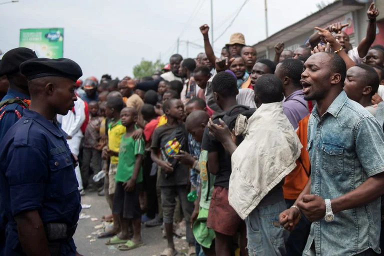Sigue la violencia en el Congo: al menos 15 muertos y 50 heridos en las protestas contra la ONU