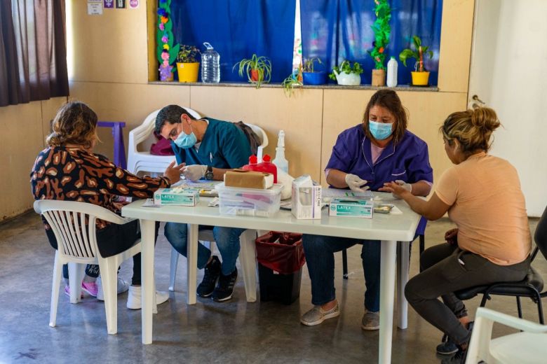 Continúan los operativos de testeos de VIH/Sífilis en distintos sectores de la ciudad
