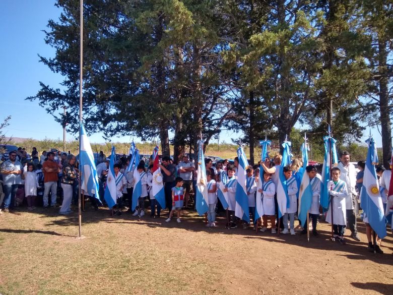 Feria de ciencias de escuelas rurales en San Bartolomé: van por instancias superiores y enseñanza de inglés